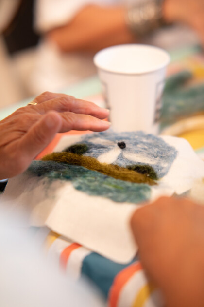 7 F103687 D4 B3 4 DC0 8934 5448476 CBE02 1 105 c