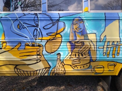 Art Bus1 735b3bbea52554905ee801906dfeffe7